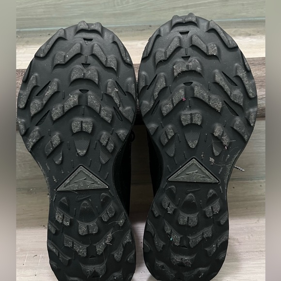 Nike Black Mesh Athletic Men's Shoes - Picture 3 of 6